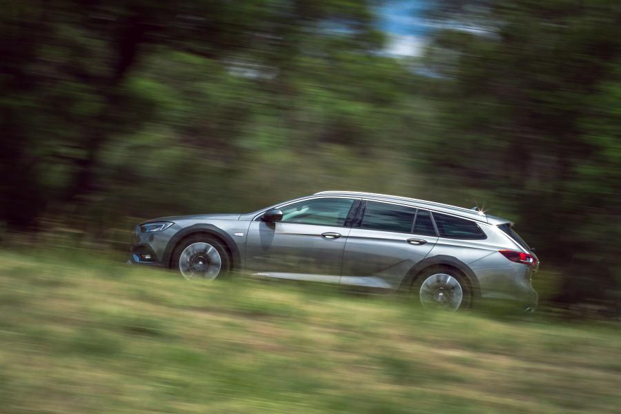  Holden Calais V Tourer (ZB) 2018 года  (фото 20 из 42)